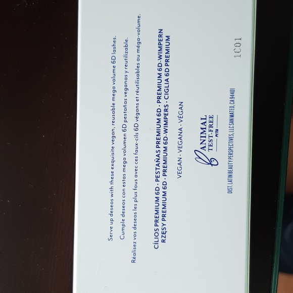 Tresluce Ilusión Premium Lashes - Picture 2 of 2